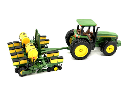 1/64 John Deere 1984 7200 8 Row Planter