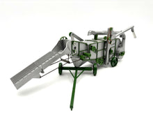 1/28 John Deere 28 x 46 1938 Thresher