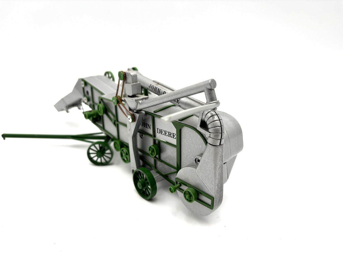 1/28 John Deere 28 x 46 1938 Thresher