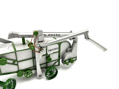 1/28 John Deere 28 x 46 1938 Thresher