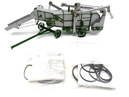 1/28 John Deere 28 x 46 1938 Thresher