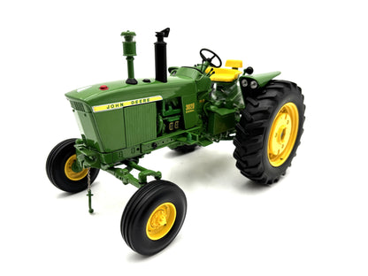 1/16 John Deere 3010 with Loader