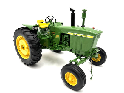 1/16 John Deere 3010 with Loader
