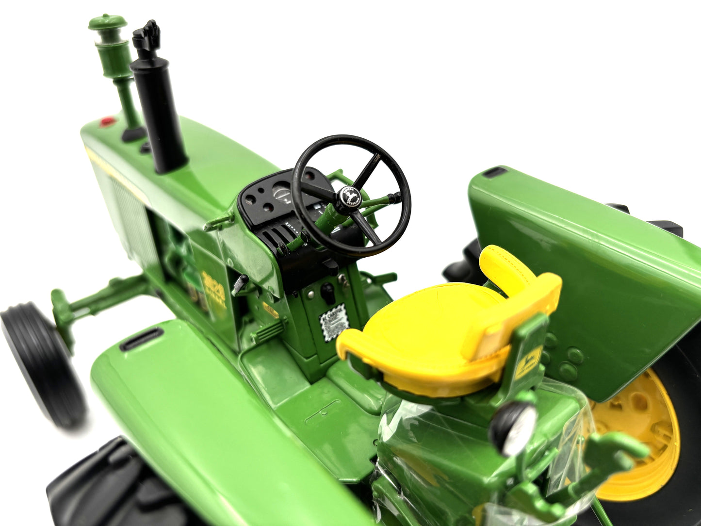 1/16 John Deere 3010 with Loader