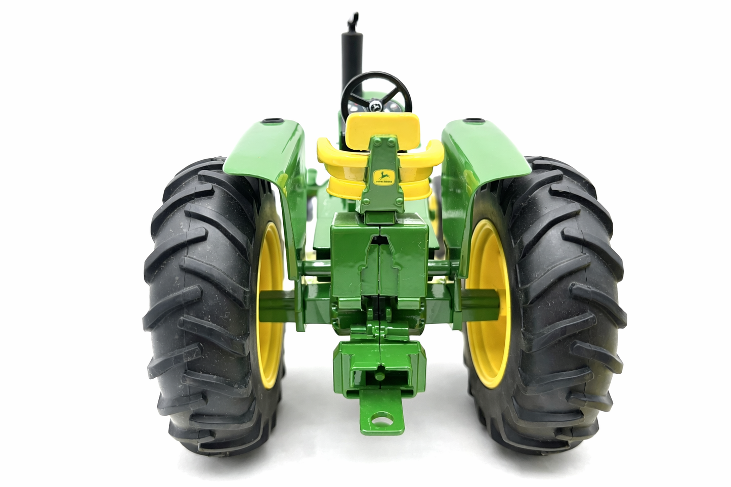1/16 John Deere 3020 Replica Play
