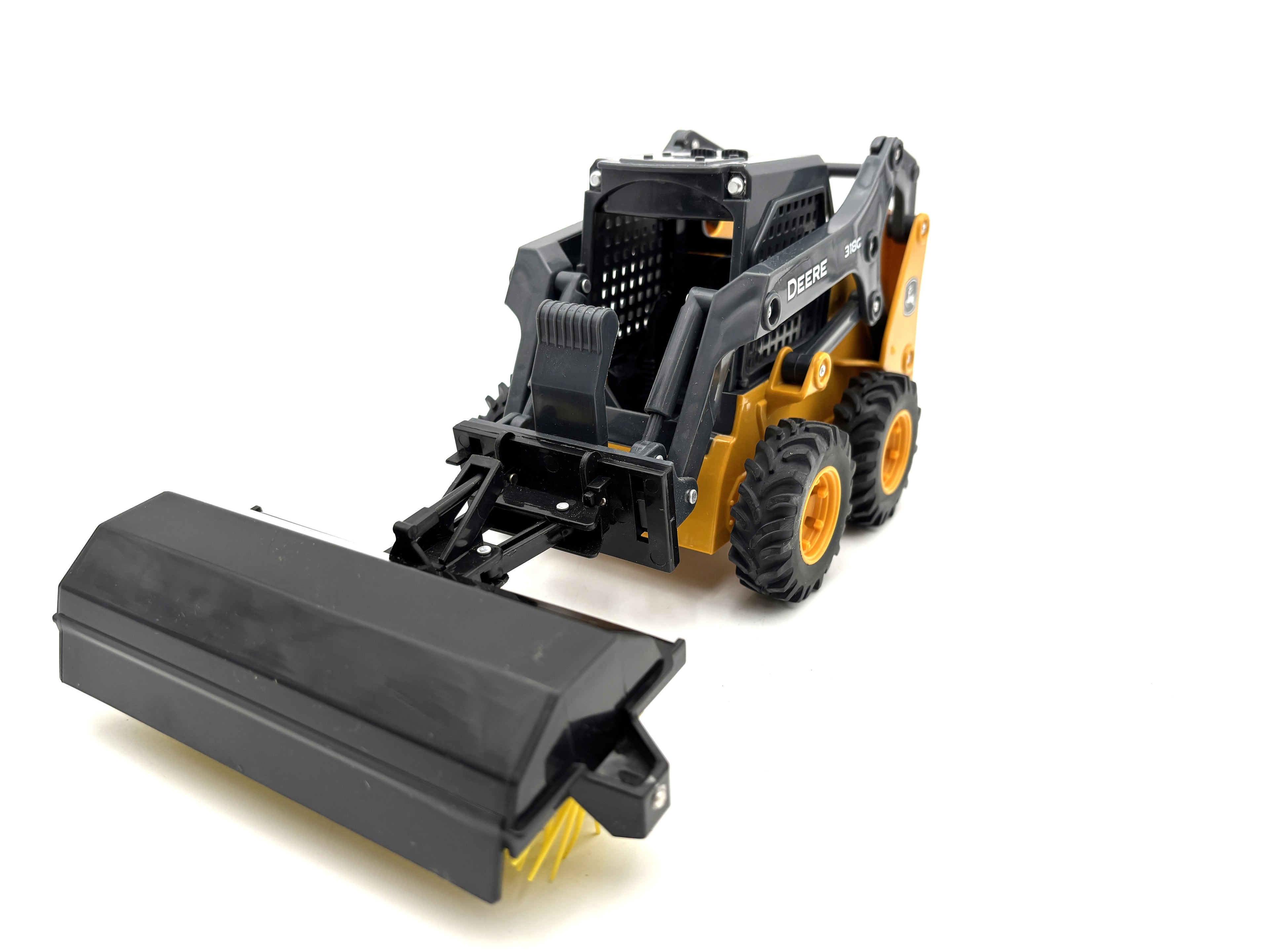 1/16 John Deere 318G