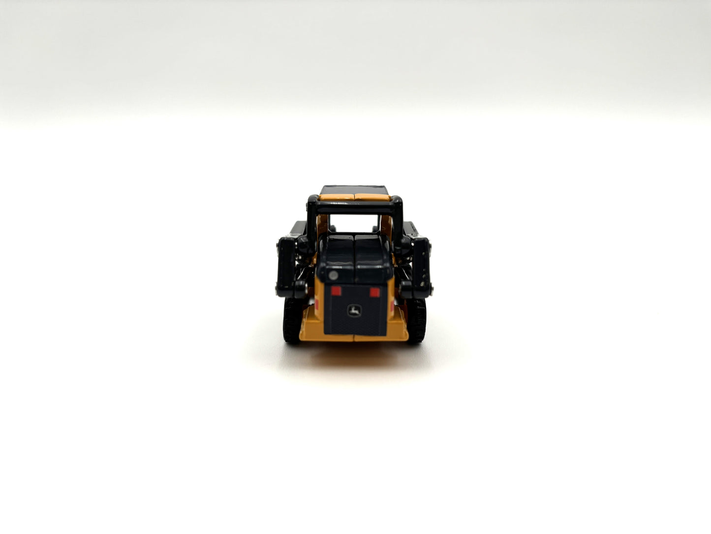 1/64 John Deere 320G Skid Steer