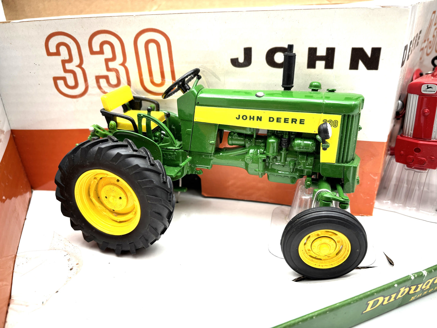 1/16 John Deere 330 & 430 Dubuque Set