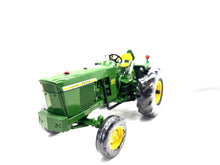 1/16 John Deere 4000 Two Cylinder