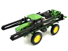 1/32 John Deere 412R Sprayer