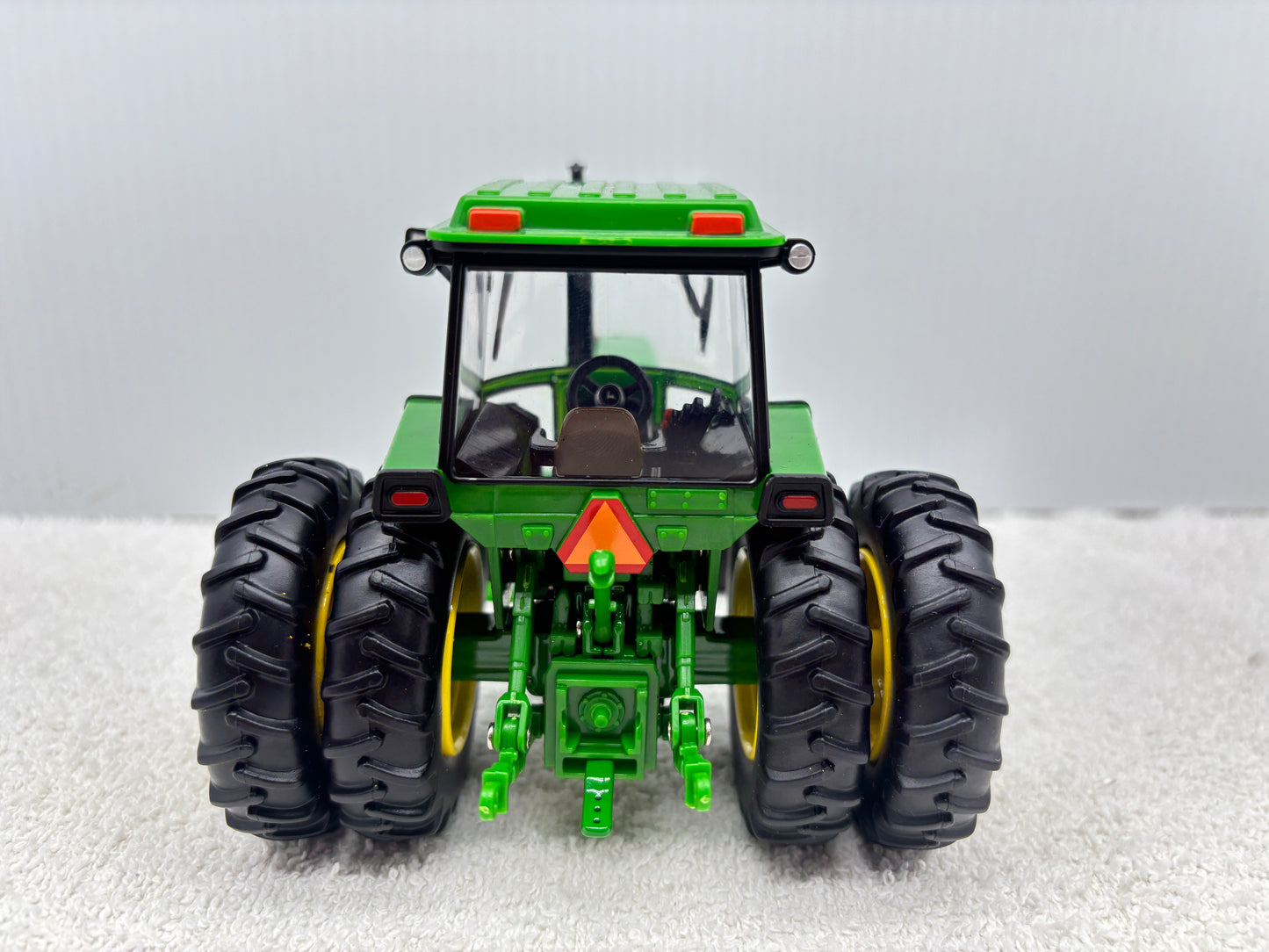 1/32 John Deere 4430 Prestige