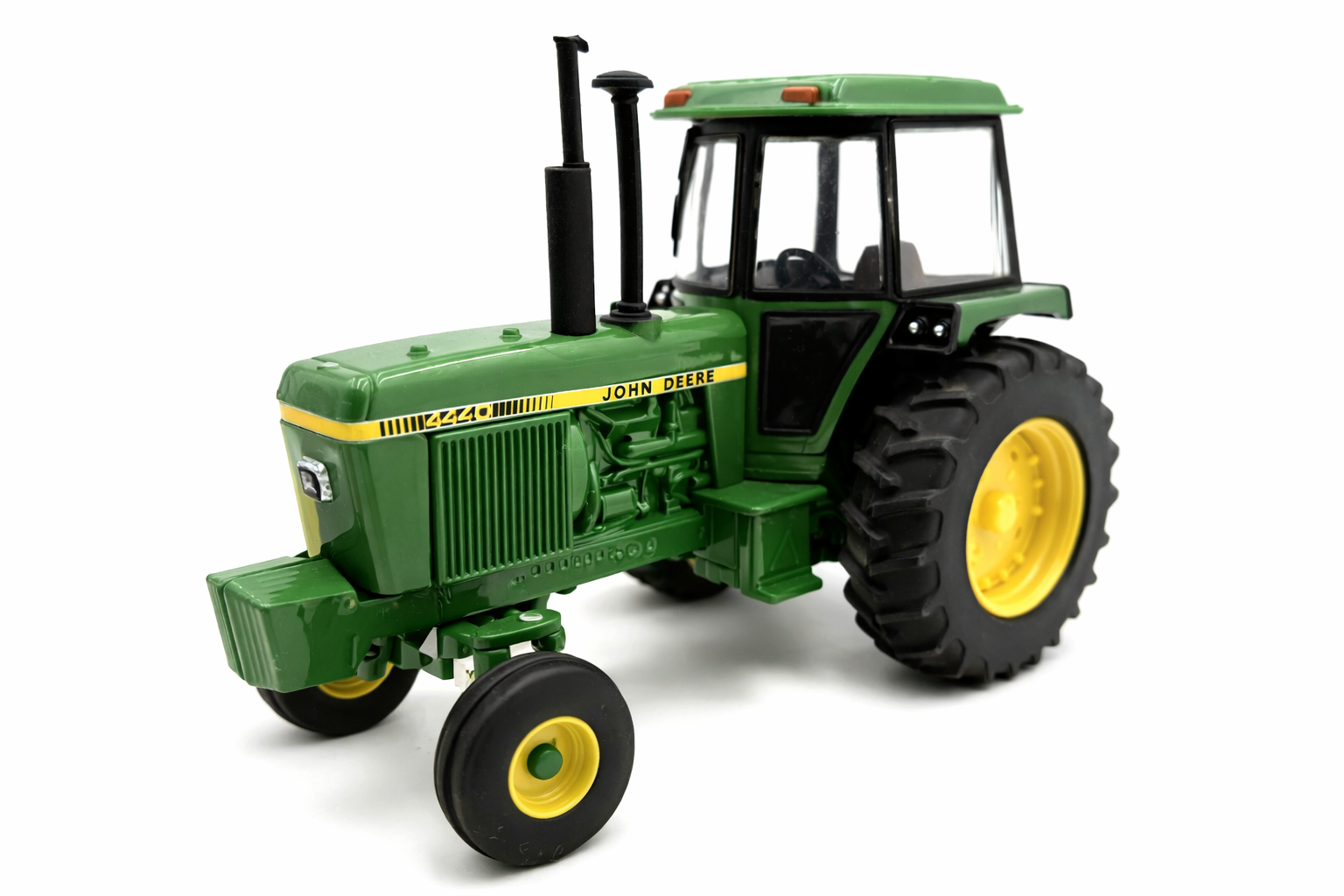 1/32 John Deere 4440