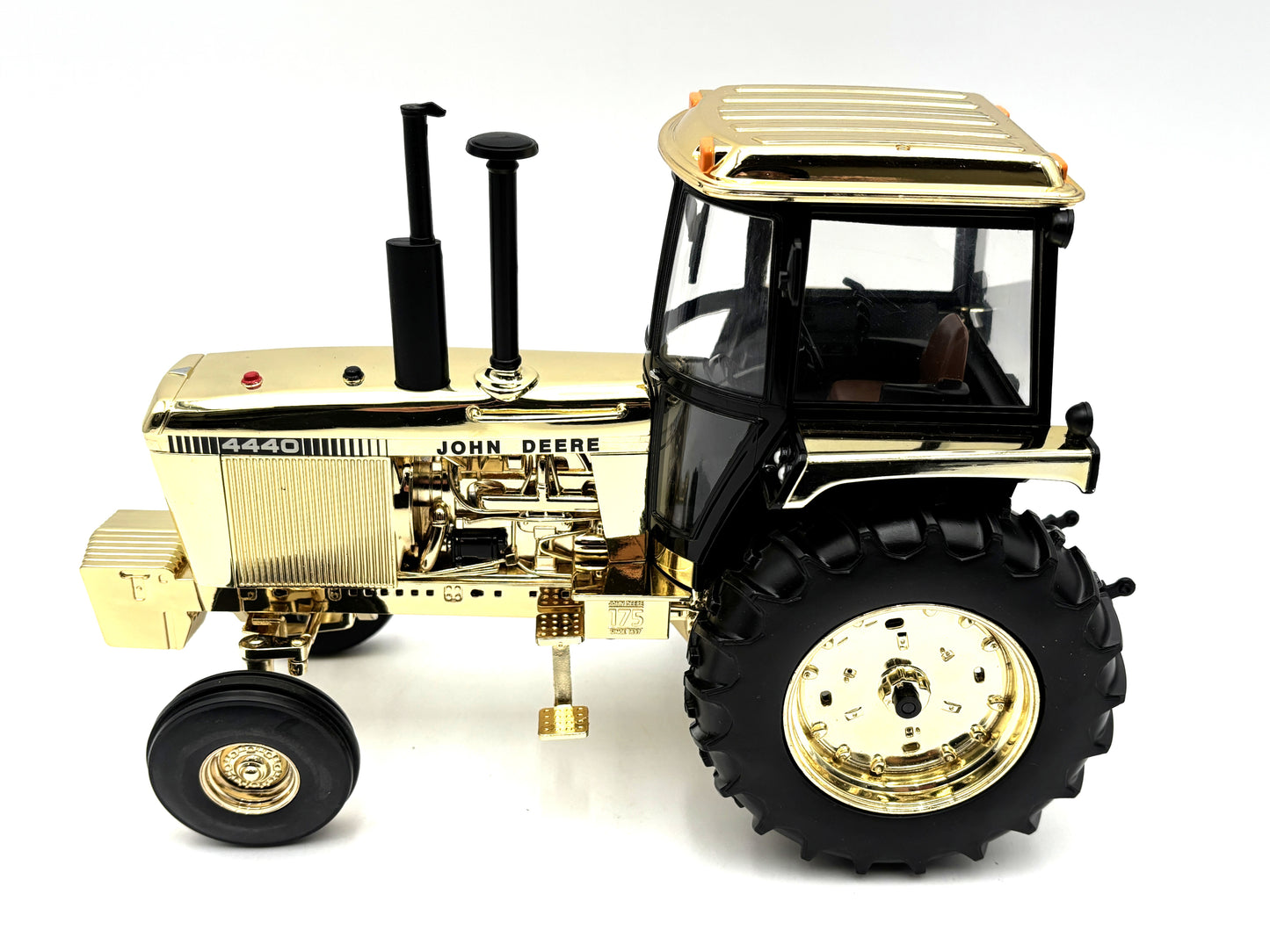 1/16 John Deere 4440 175th Anniversary - Gold