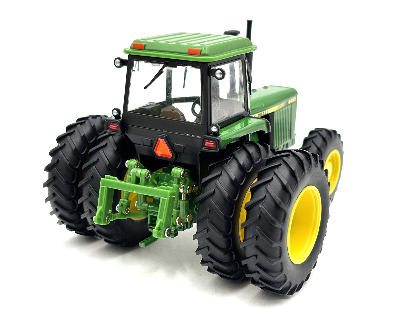 1/32 John Deere 4450 NFTM Select Series
