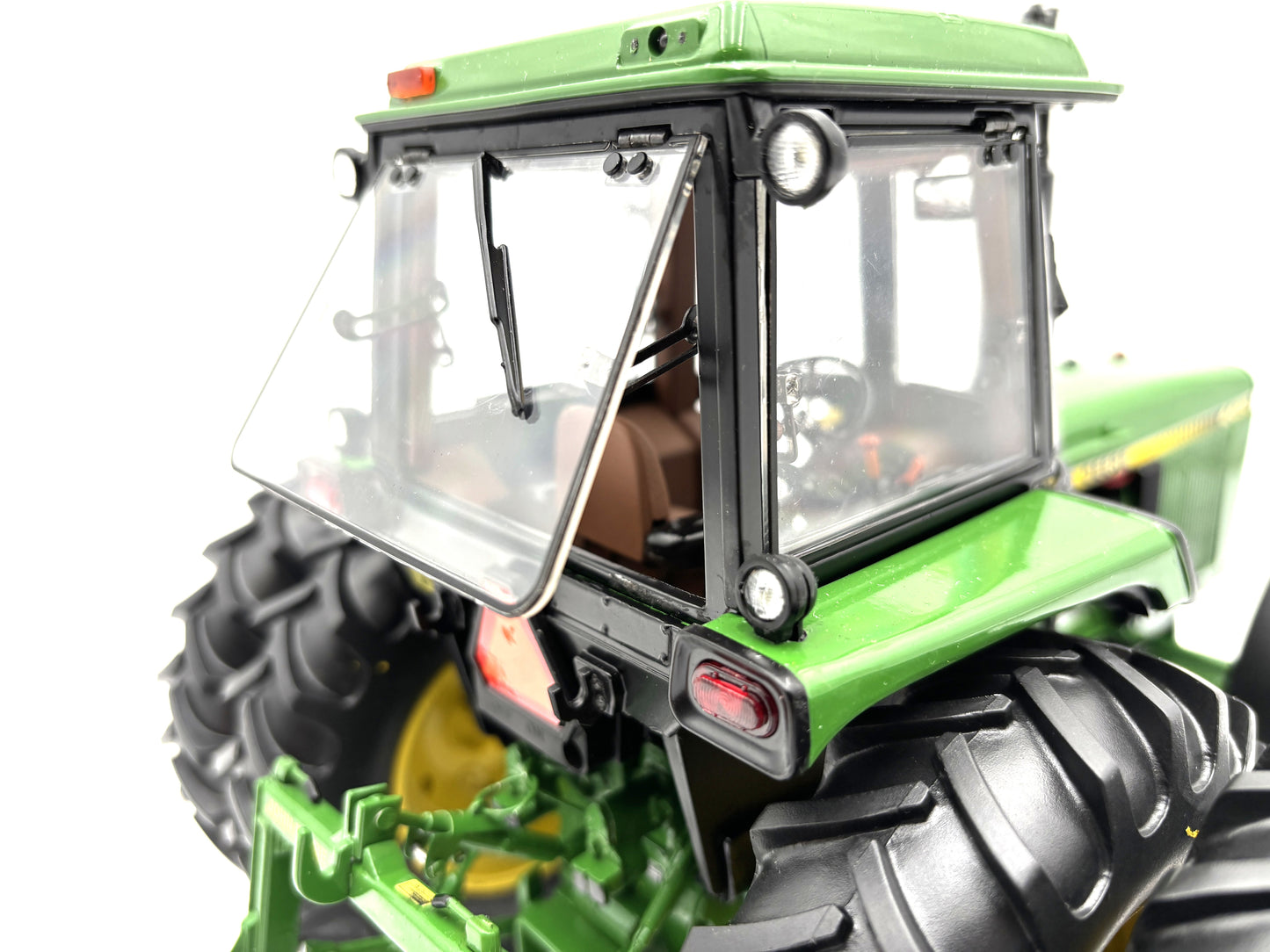 1/16 John Deere 4450 Precision Elite Chase