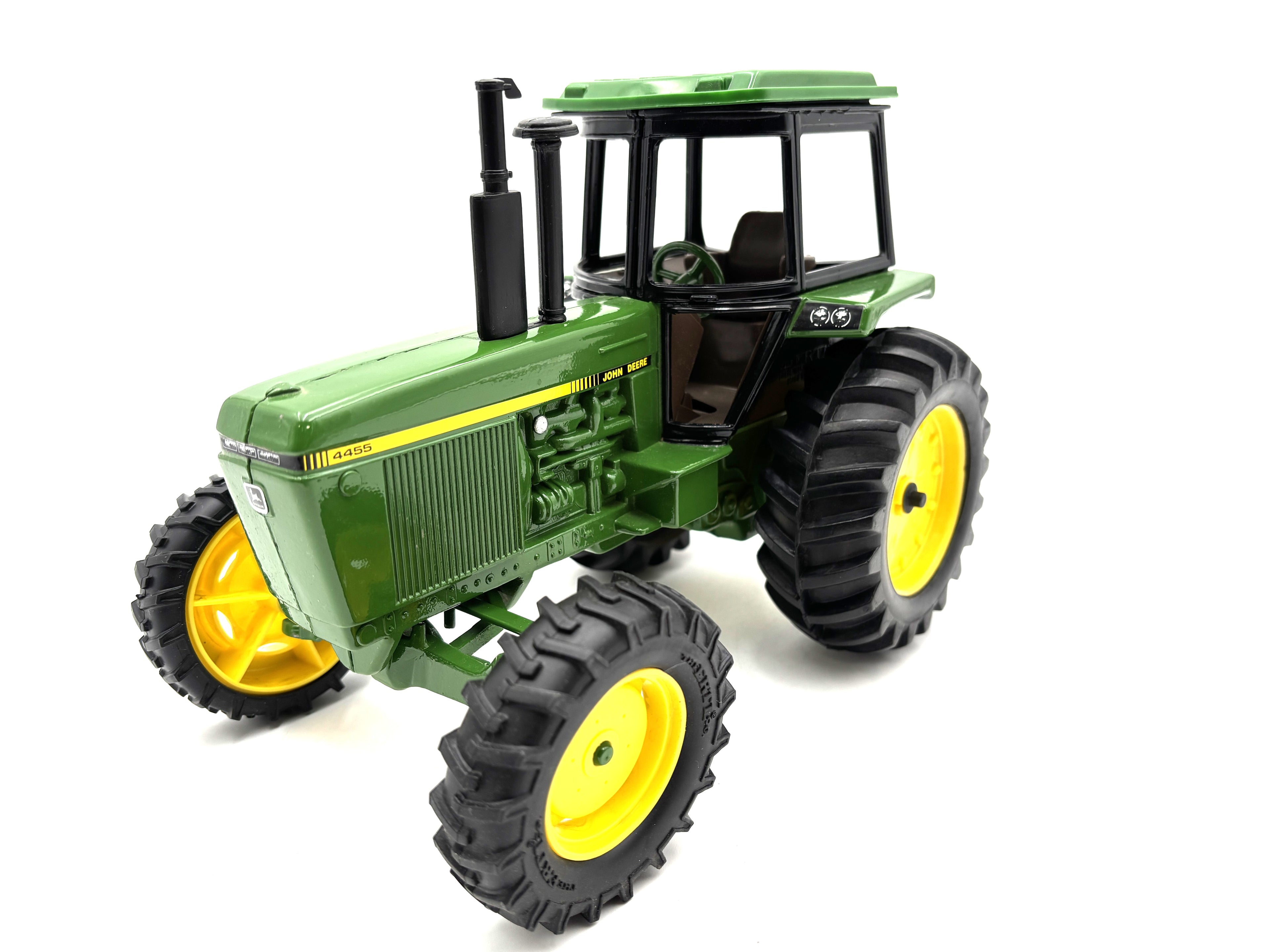 1/32 John Deere 4455 MFWD