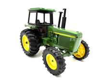 1/32 John Deere 4455 MFWD