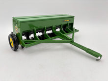 1/16 John Deere 452 Grain Drill