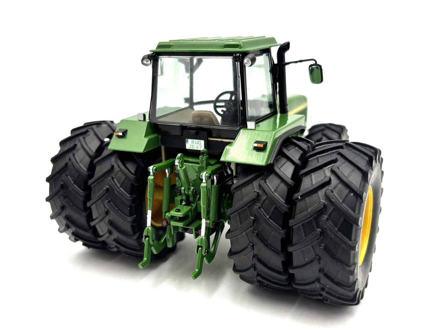 1/32 John Deere 4755