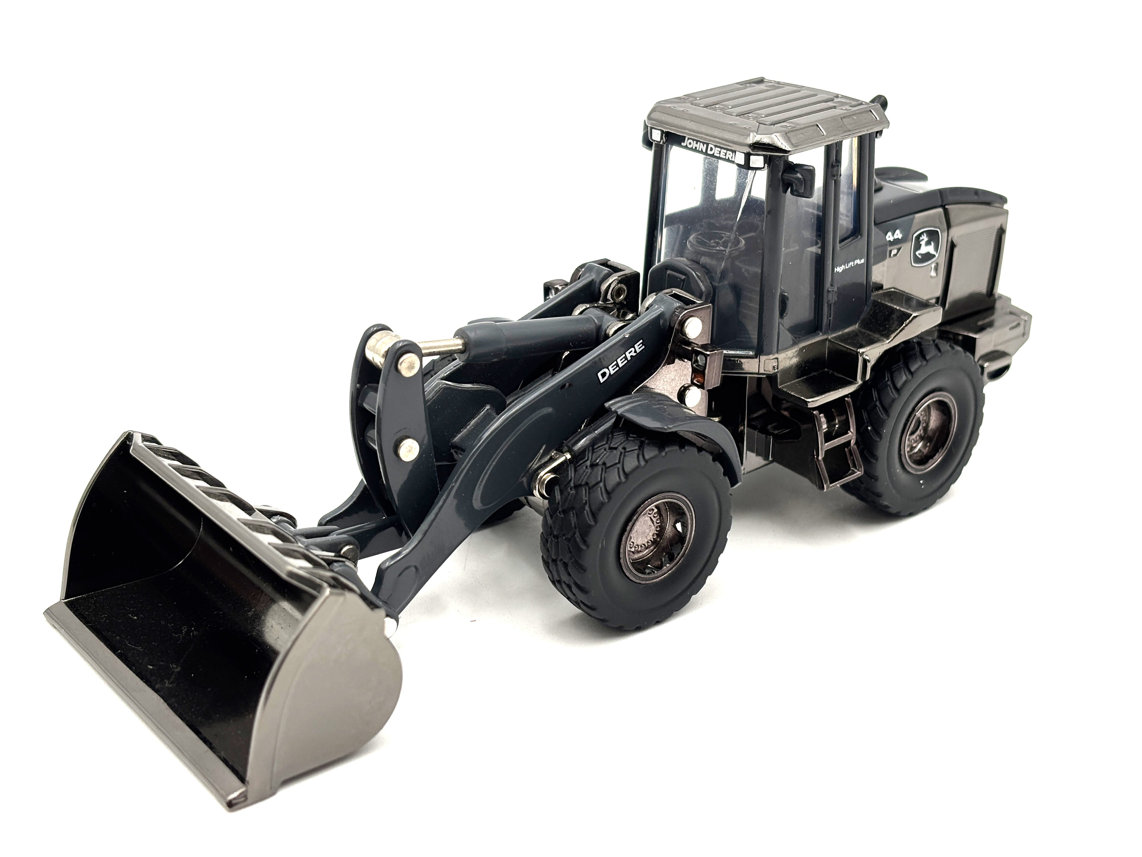 1/50 John Deere 544 P-Tier Prestige '"Black Chrome"