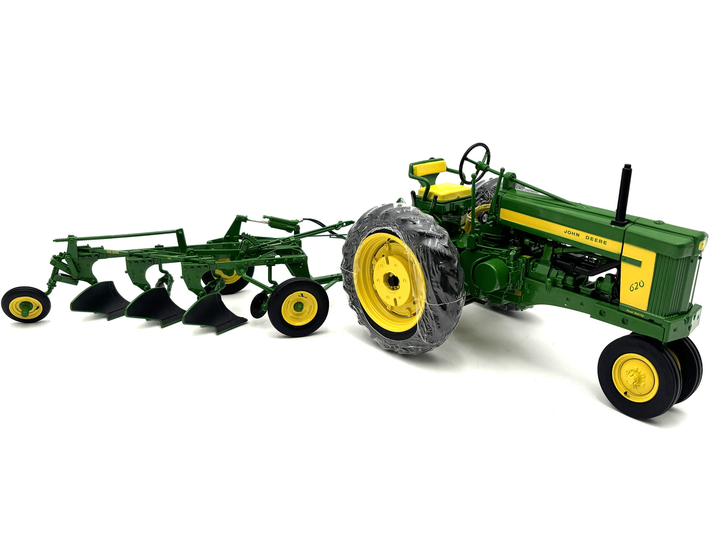 1/16 John Deere 620 with Narrow Front & 555 Plow