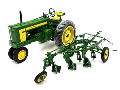 1/16 John Deere 620 with Narrow Front & 555 Plow