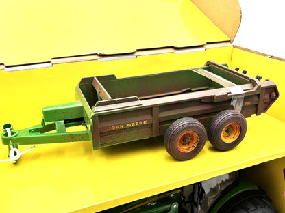 1/16 John Deere 6210R with Spreader