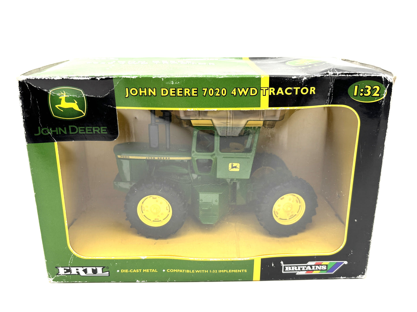 1/32 John Deere 7020 4WD