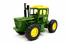1/32 John Deere 7020 4WD