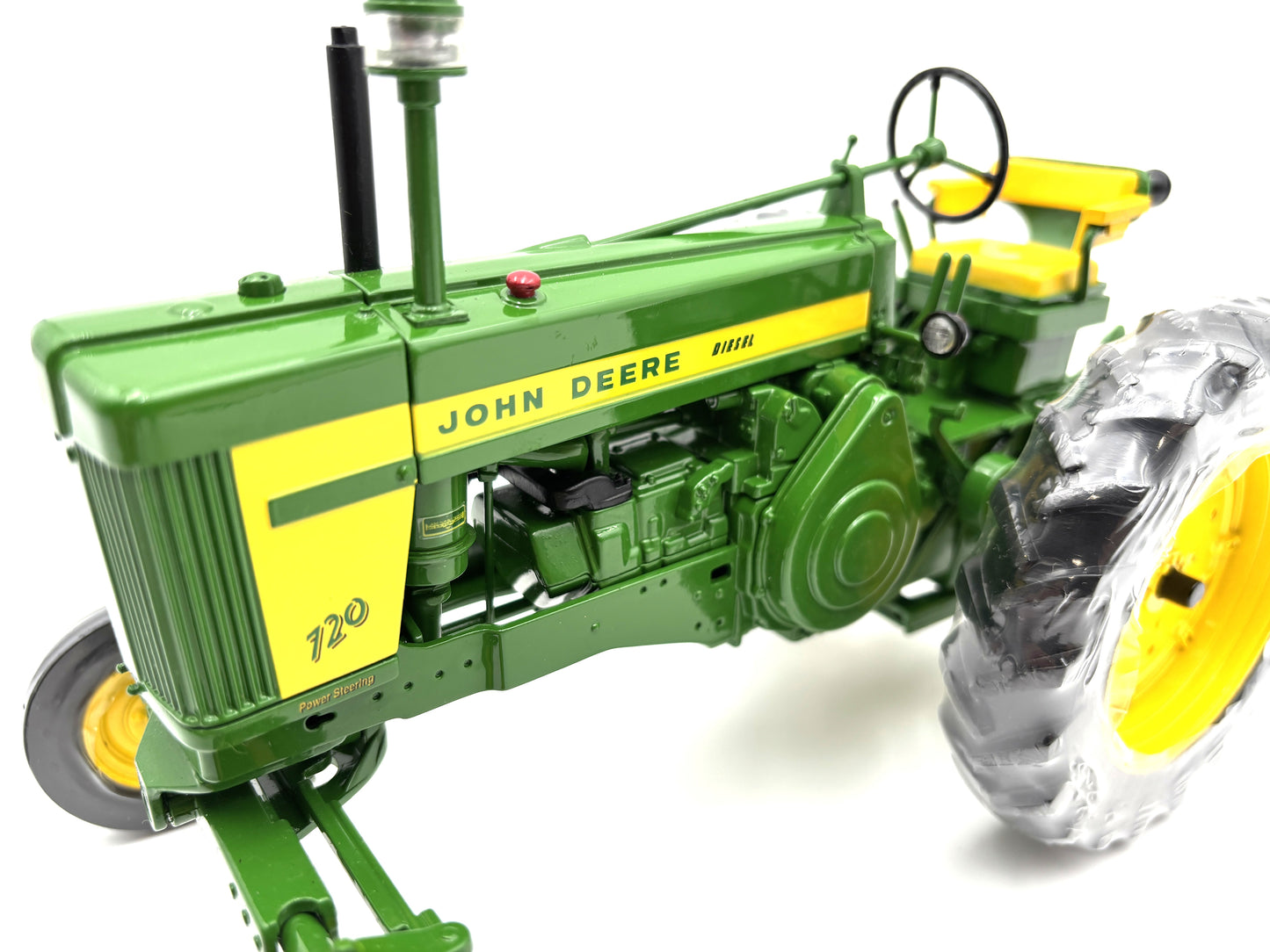 1/16 John Deere 720 Diesel Precision