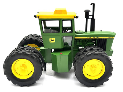 1/32 John Deere 7520