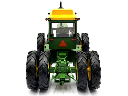 1/32 John Deere 7520