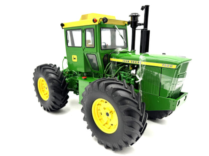 1/16 John Deere 7520 Precision