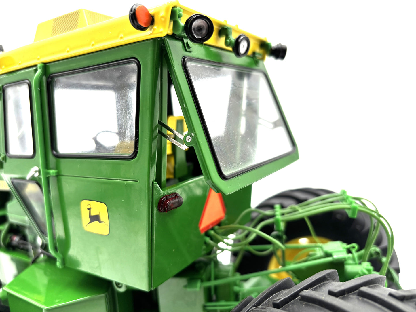 1/16 John Deere 7520 Precision
