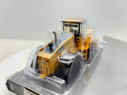 1/50 John Deere 764