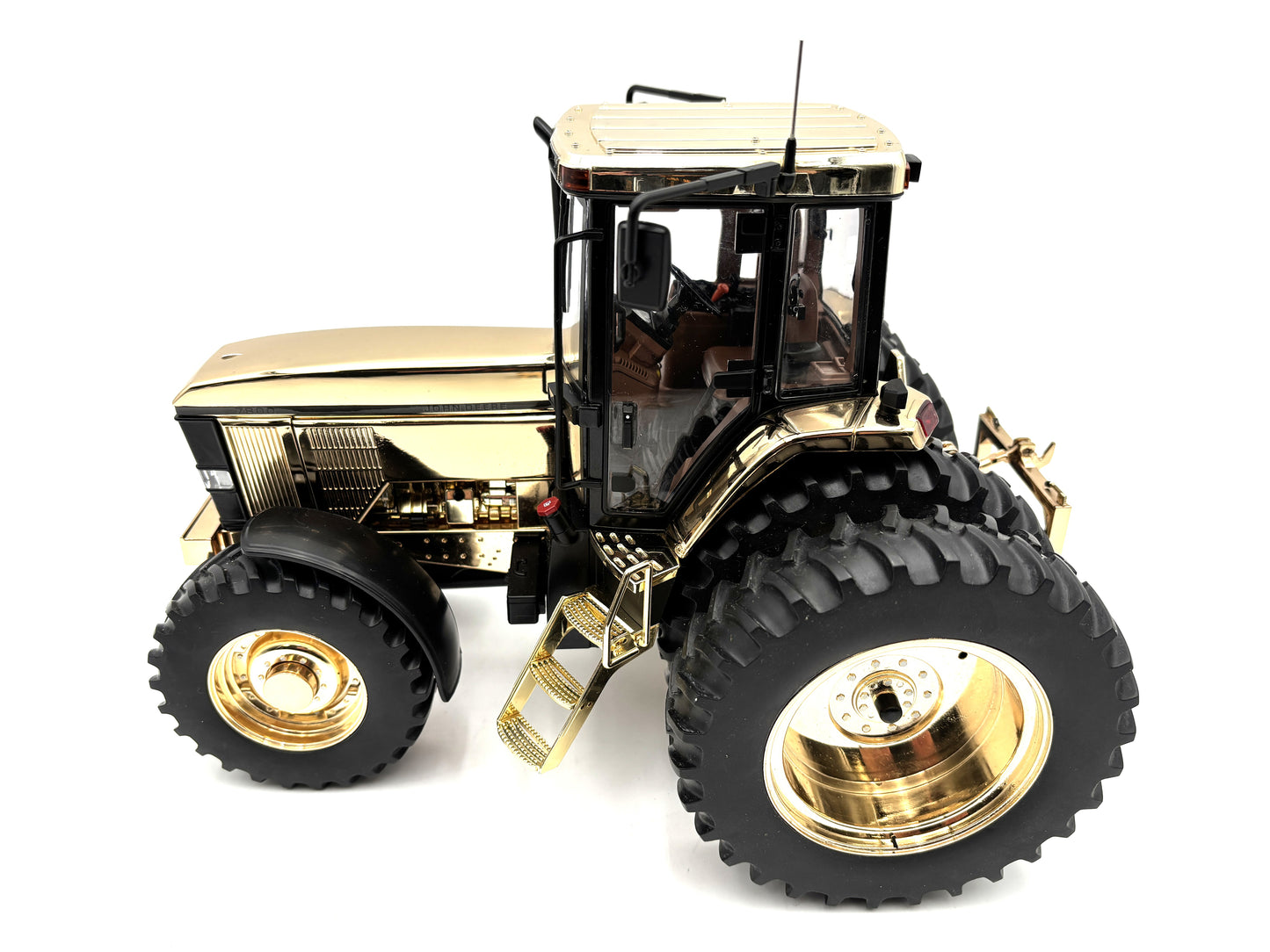 1/16 John Deere 7800 Gold Chase