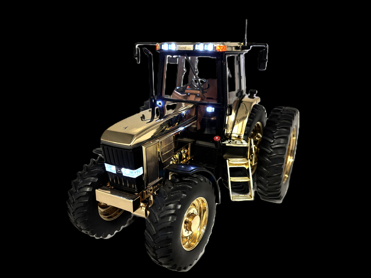 1/16 John Deere 7800 Gold Chase