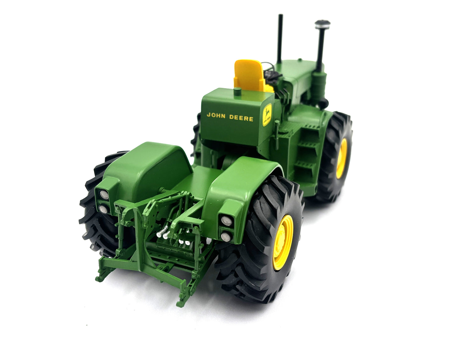 1/32 John Deere 8010