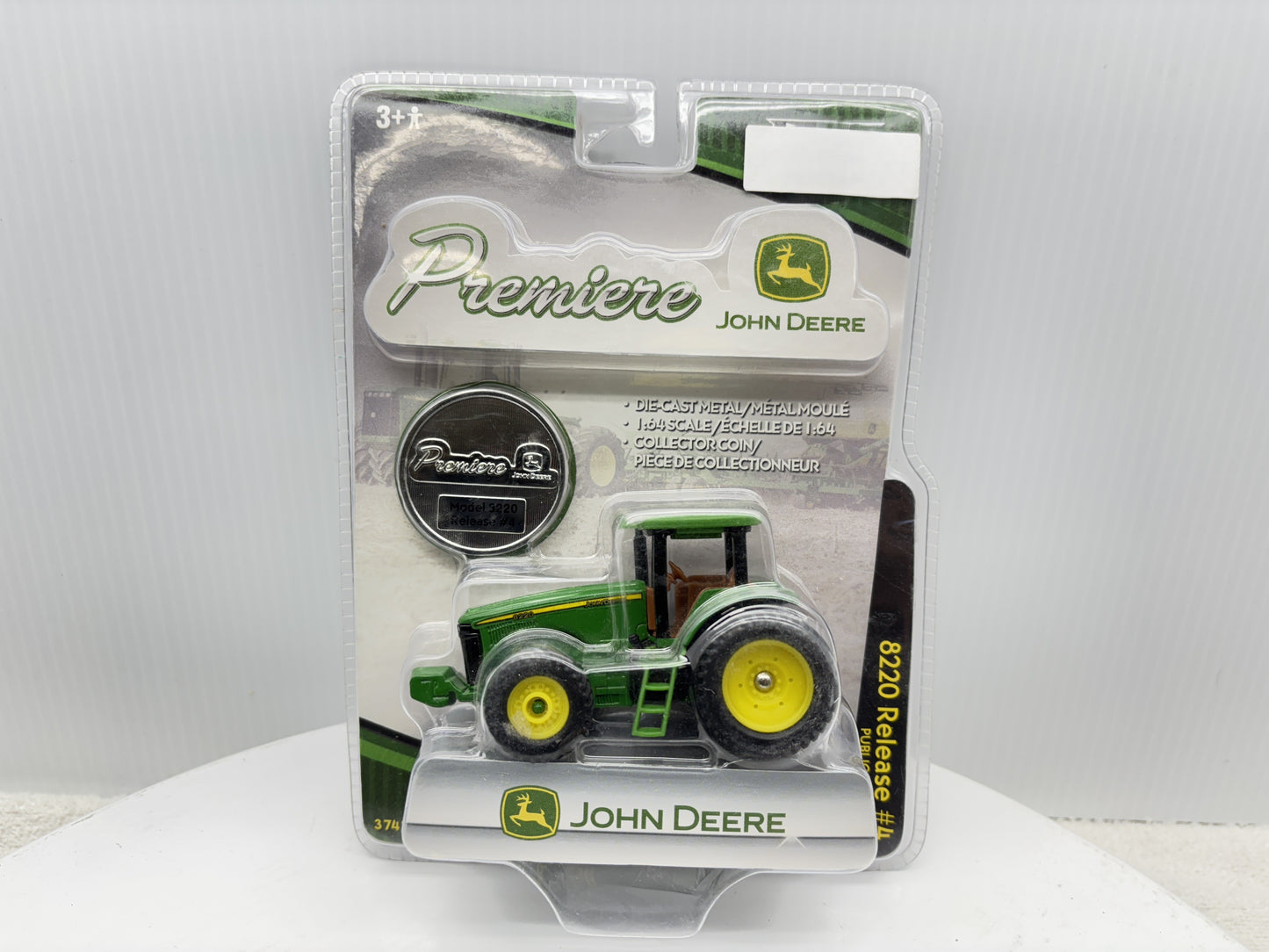 1/64 John Deere 8220 Premiese