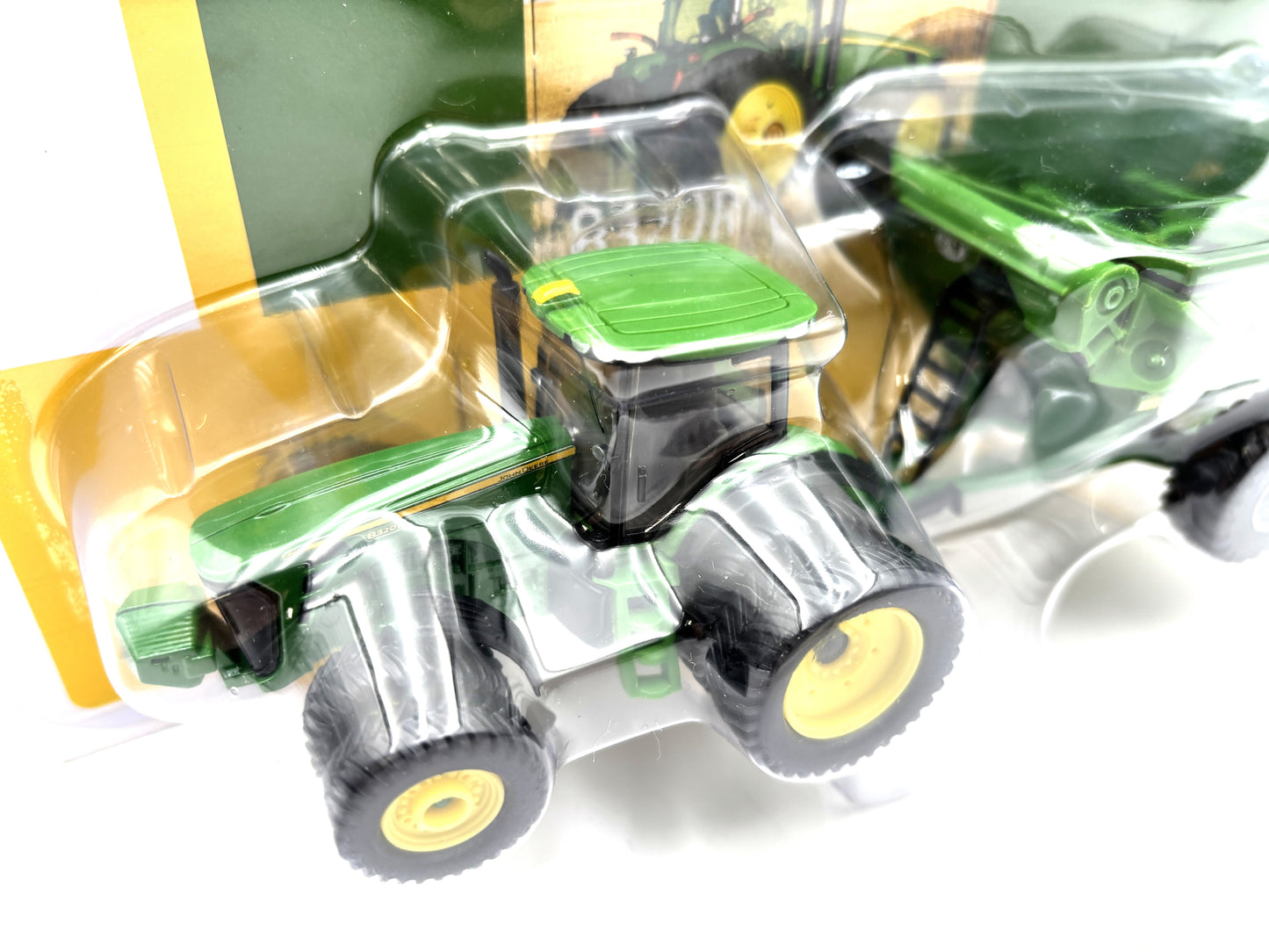 1/64 John Deere 8320R with J&M Cart