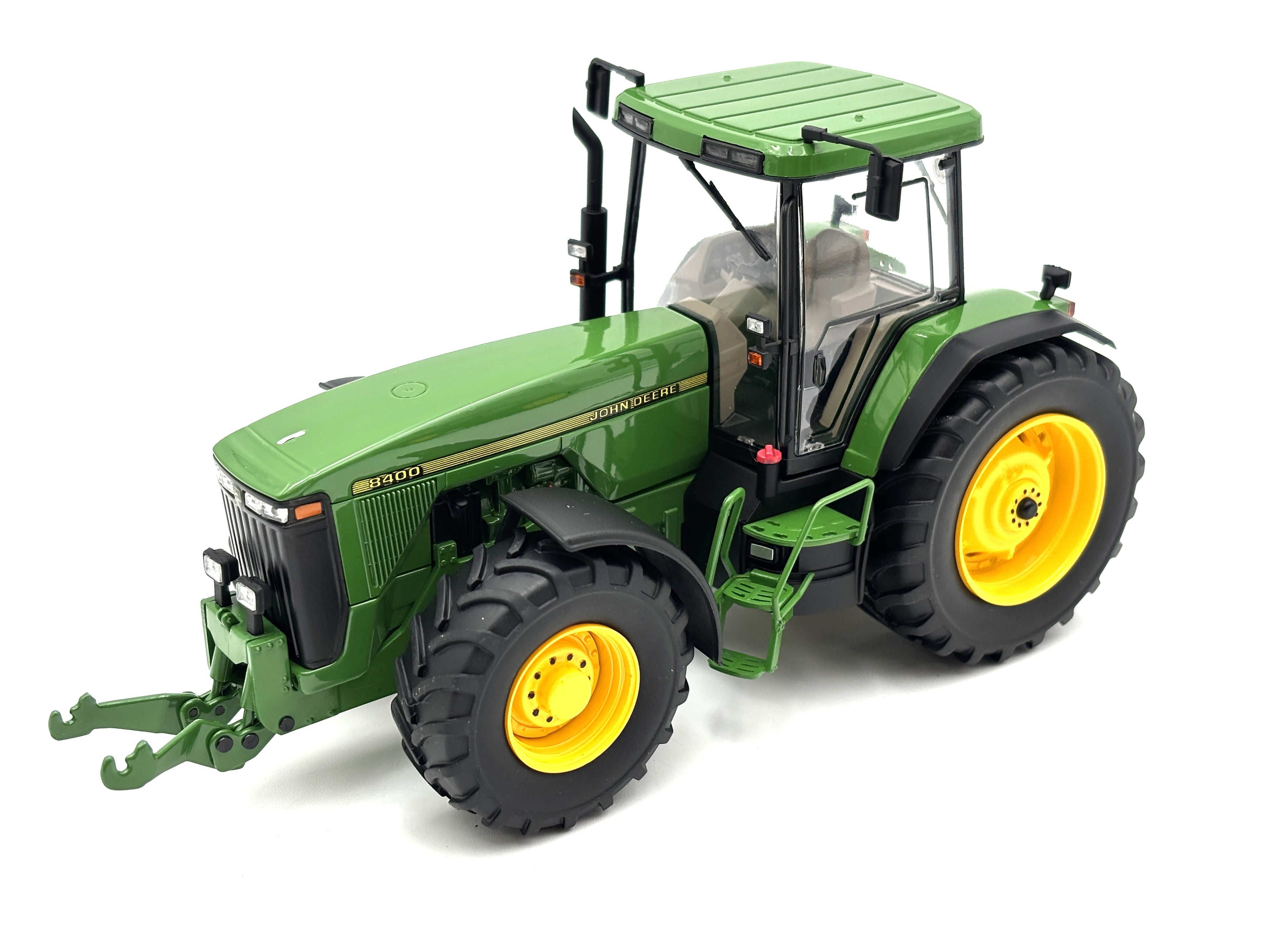 1/32 John Deere 8400