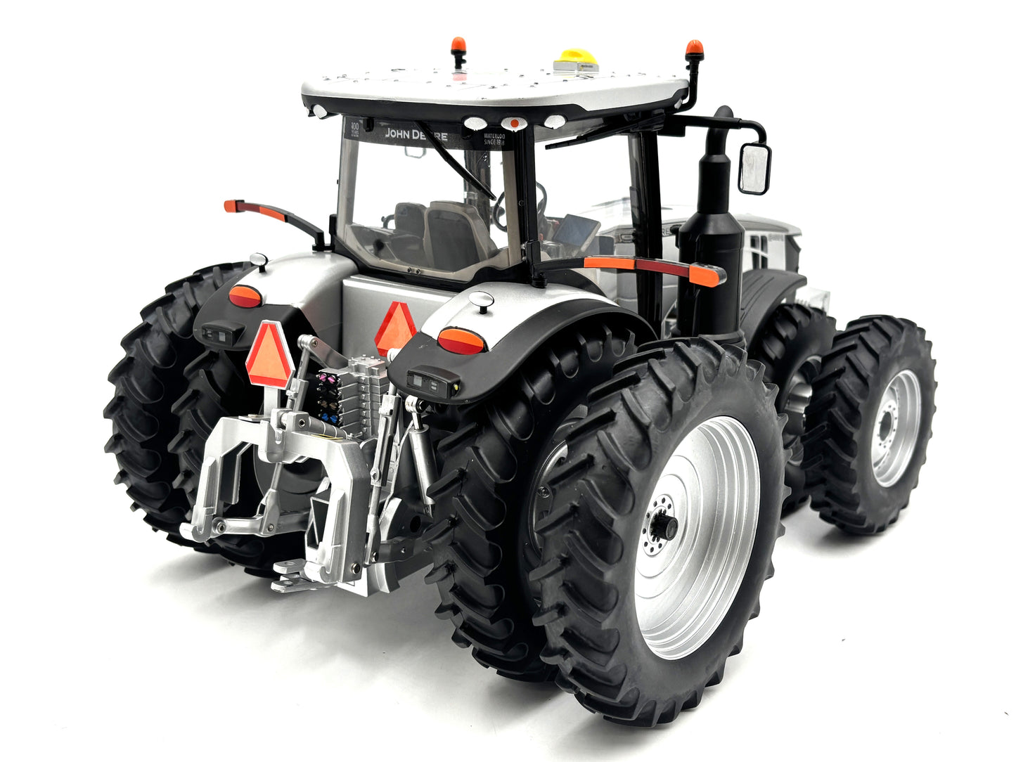 1/16 John Deere 8400R 100 Years