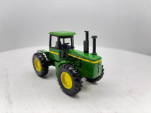 1/64 John Deere 8430