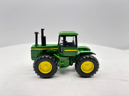 1/64 John Deere 8430