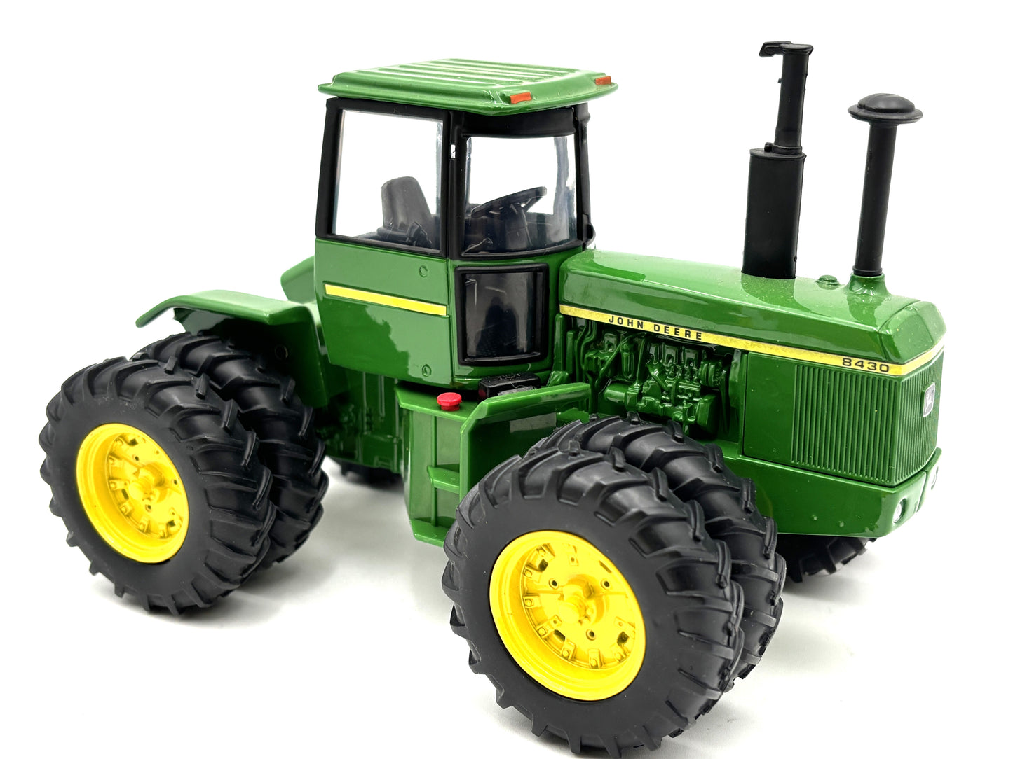 1/32 John Deere 8430 4WD