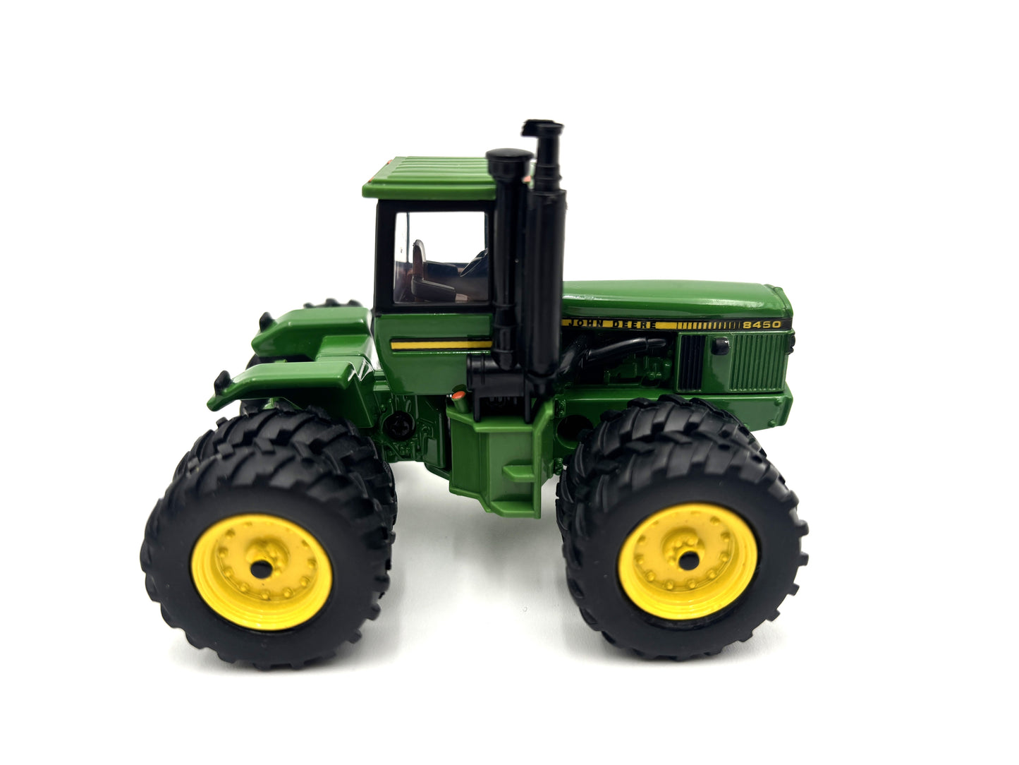 1/64 John Deere 8450 Prestige