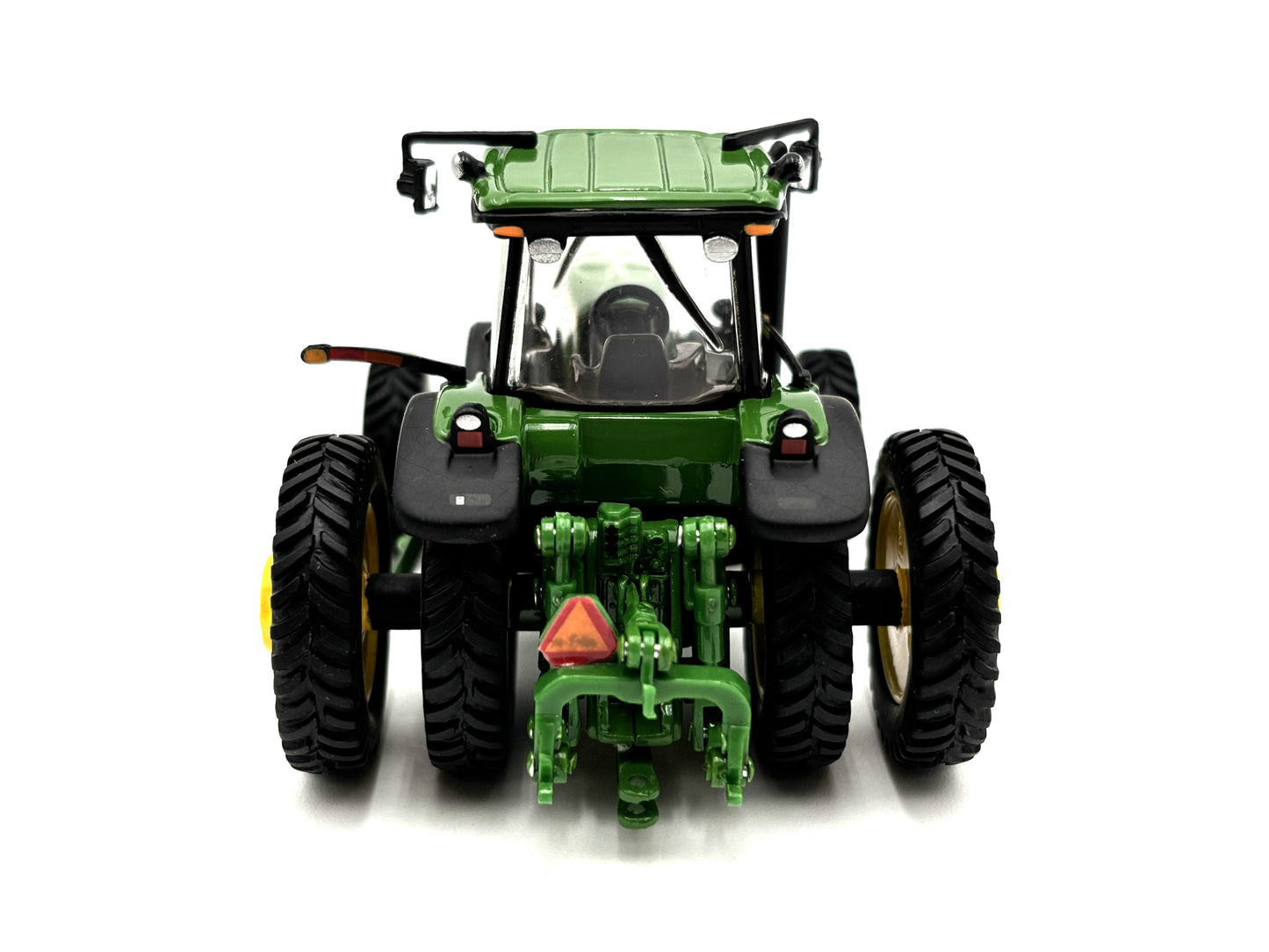1/64 John Deere 8530 Authentics #1
