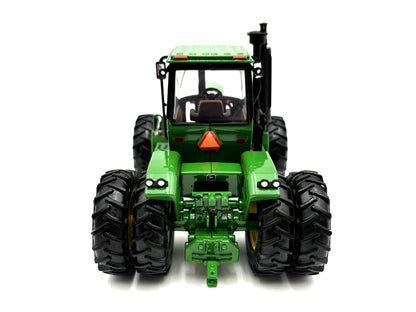 1/32 John Deere 8650 NFTS