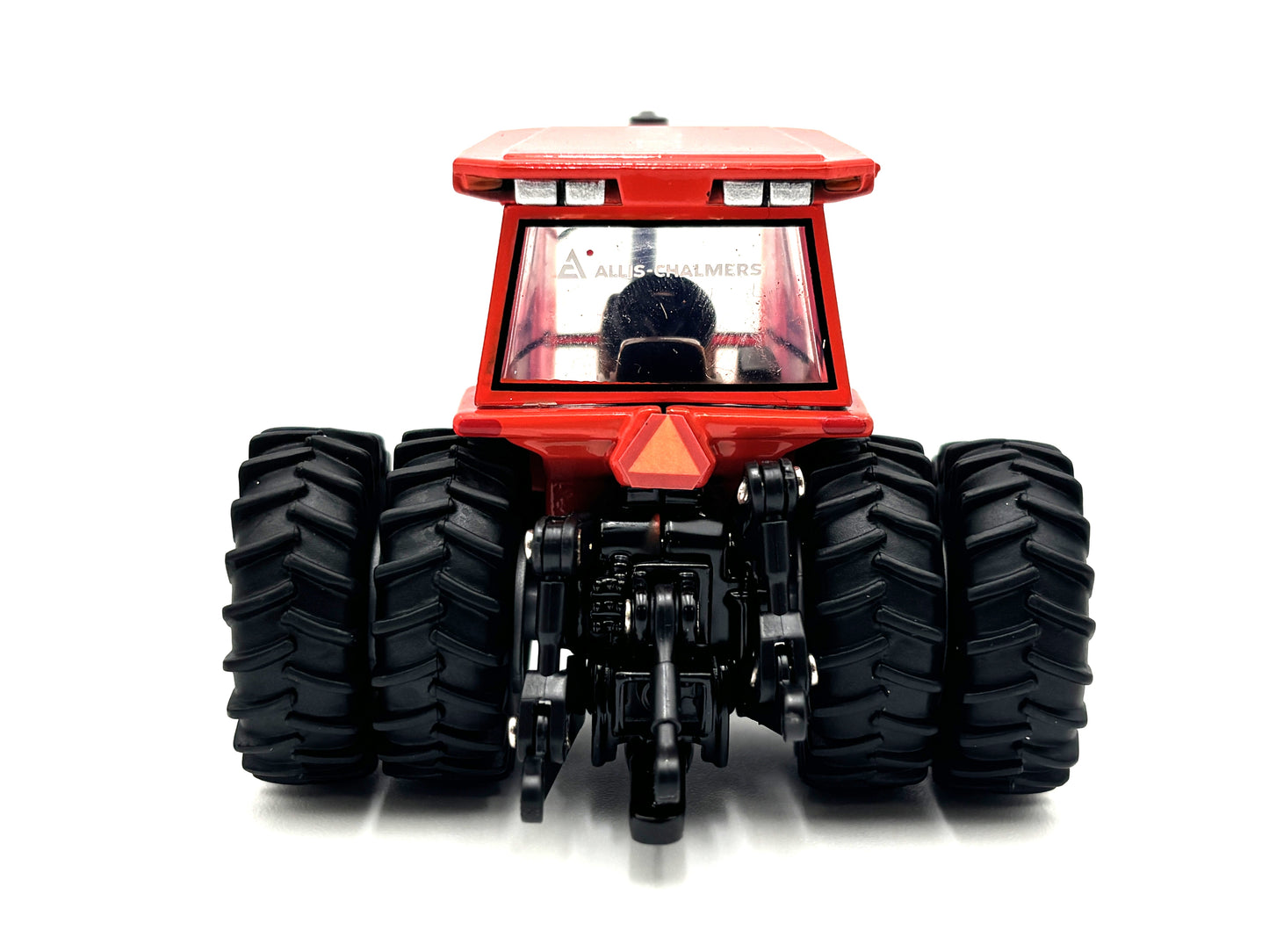 1/64 John Deere 876 V Tank Spreader