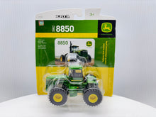 1/64 John Deere 8850